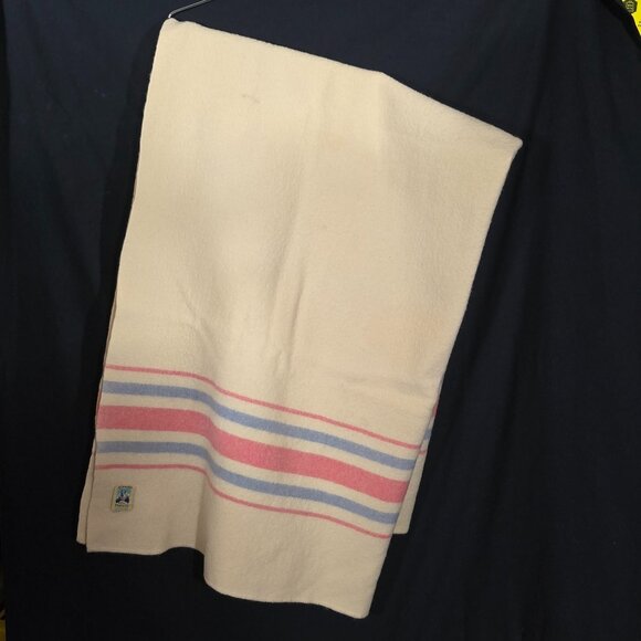 Kenwood Wool Products Virgin Wool Blanket Made in Canada Beige w Red Blue Stripe - Picture 1 of 4